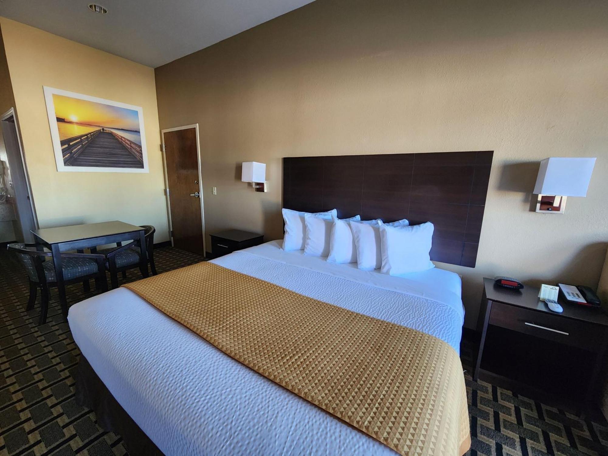 Days Inn By Wyndham Baytown East Экстерьер фото